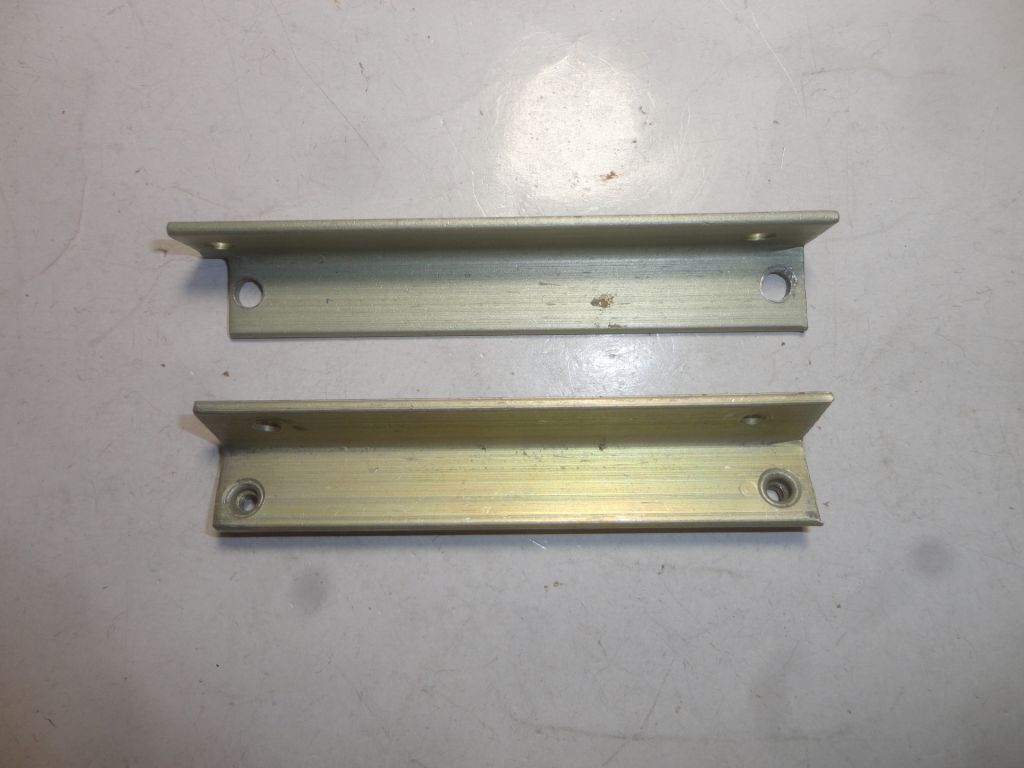 Уголки 15х15х2  2шт. - фото фото фото 1