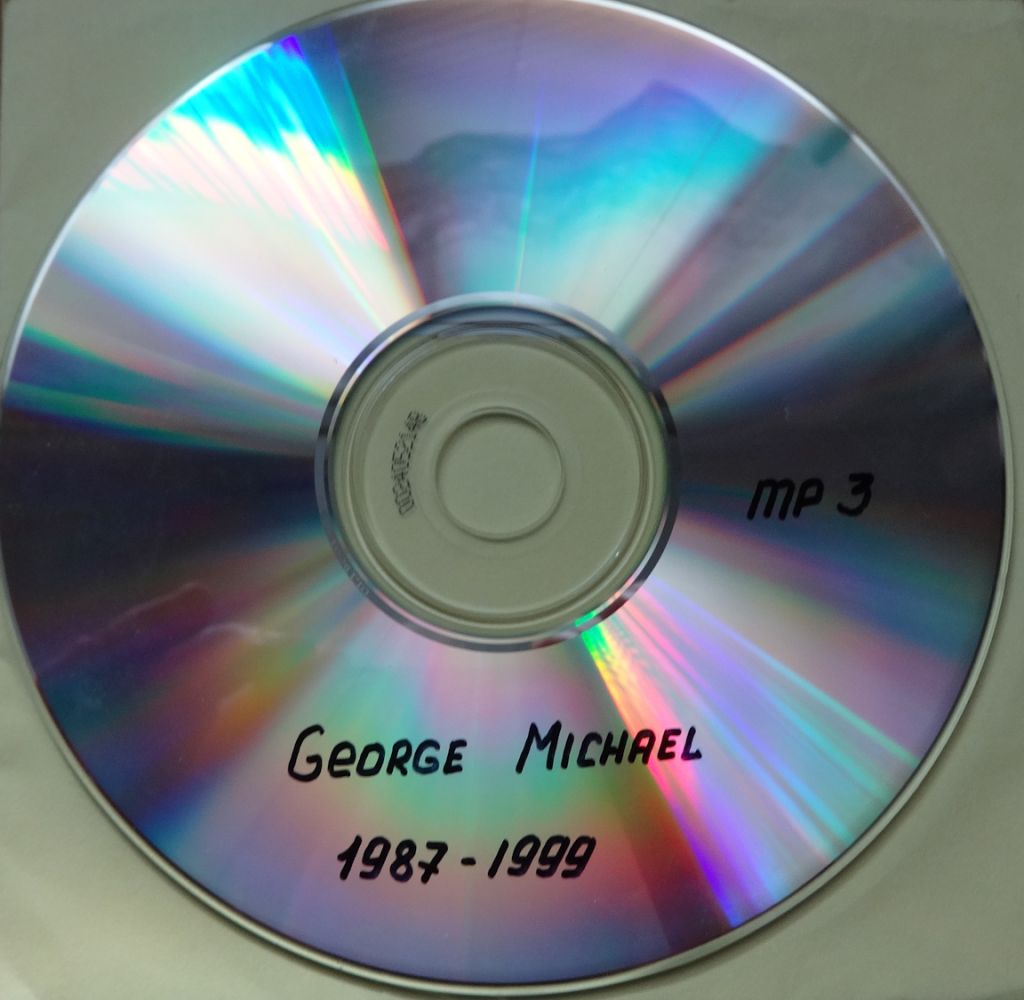 Музыка Джордж Майкл  на  CD-диске - фото фото фото 1