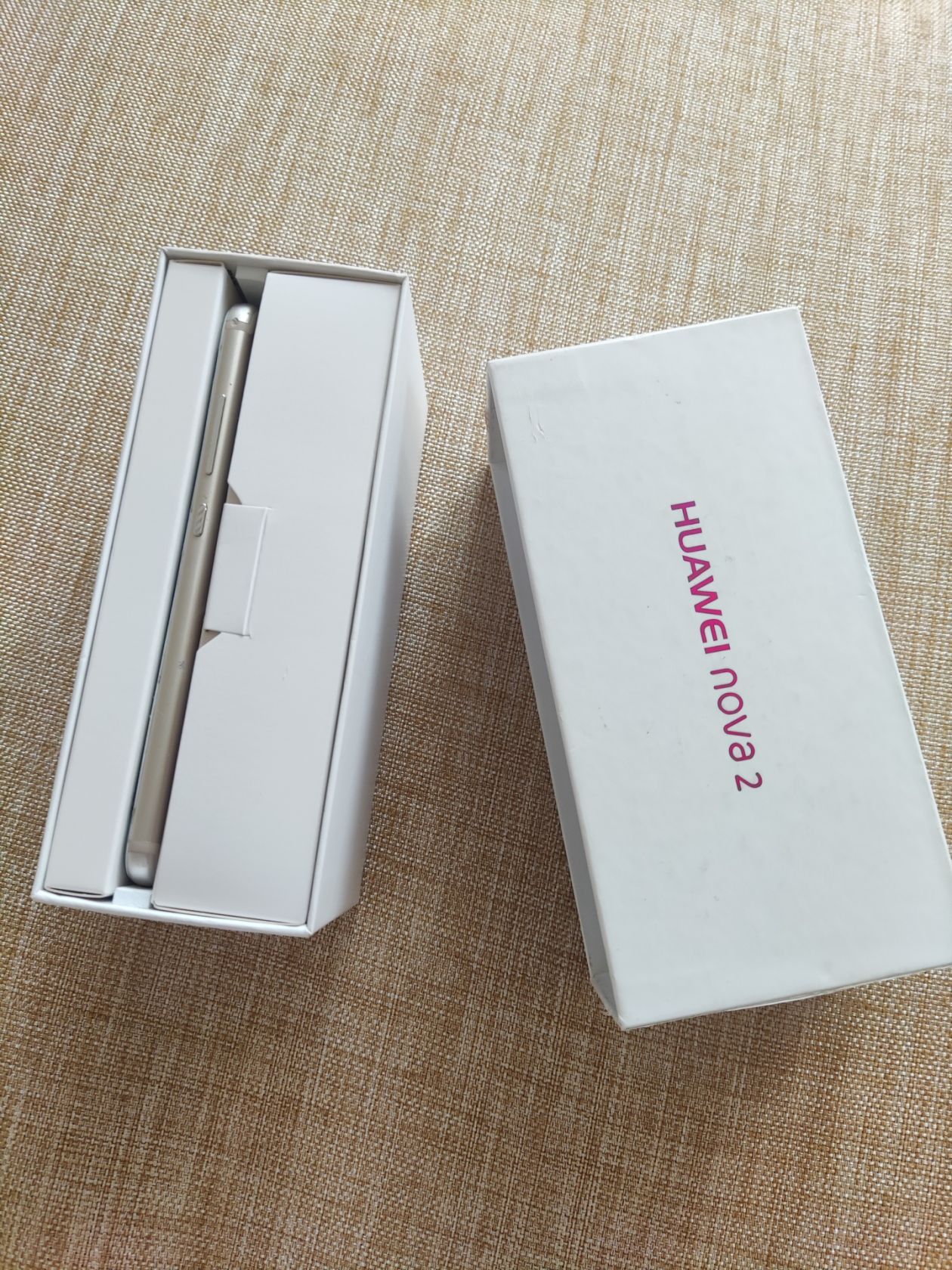 Мобільний телефон Huawei Nova 2 dualsim Gold pic-lx9 - фото фото фото 0