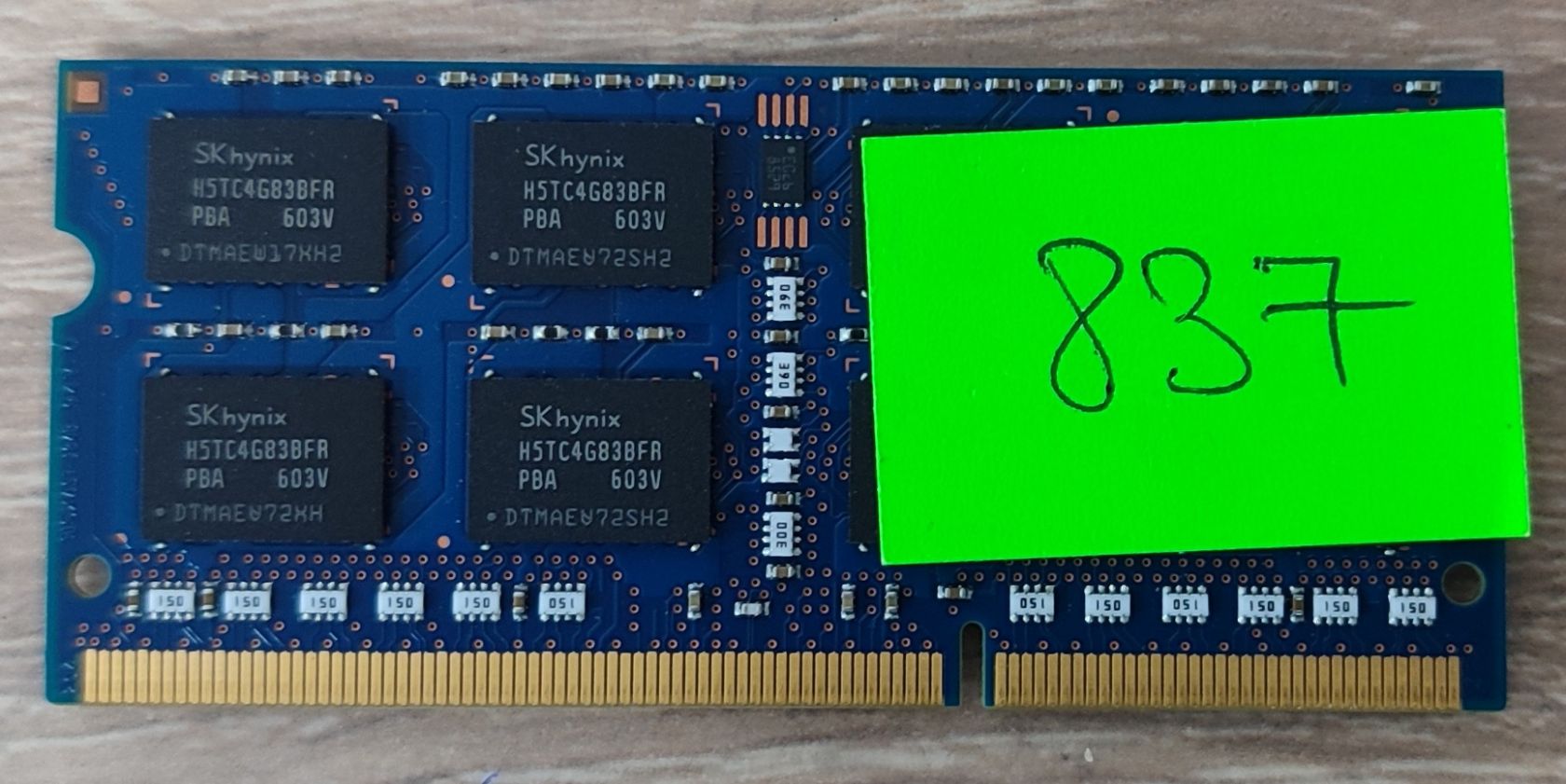 Оперативна пам'ять Hynix DDR3 SO-DIMM 8Gb 1600 C11 1.35 v  (HMT41GS6BFR8A-PB) - б/у - фото фото фото 1
