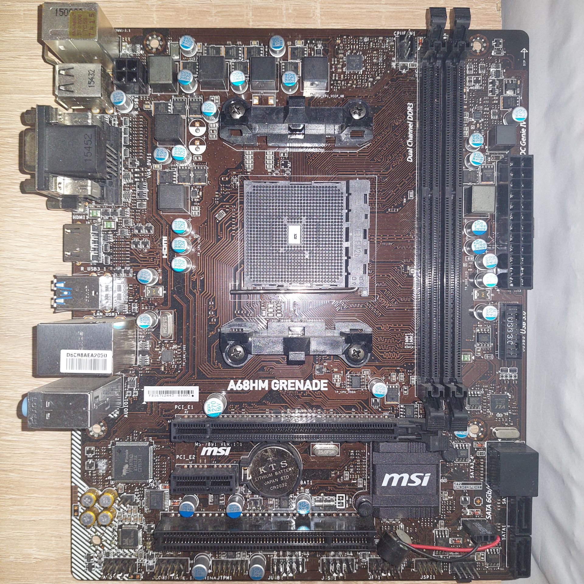 Материнська плата MSI A68HM GRENADE  (sFM2/FM2+, AMD A68H, PCI-Ex16) - фото фото фото 0