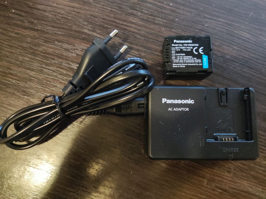 Видеокамера Panasonic VDR-D51 - фото фото фото 2