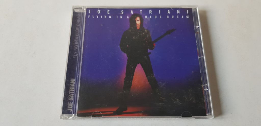 Joe Satriani Flying In A Blue Dream - фото фото фото 0