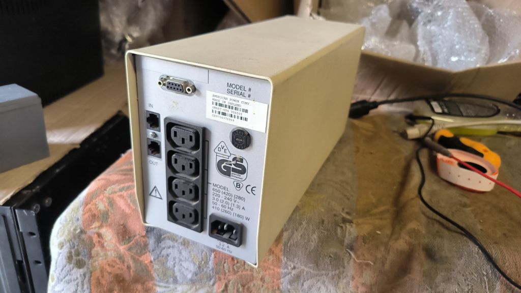 Безперебійник APC SMART-UPS VS650i чиста синусоїда - фото фото фото 2