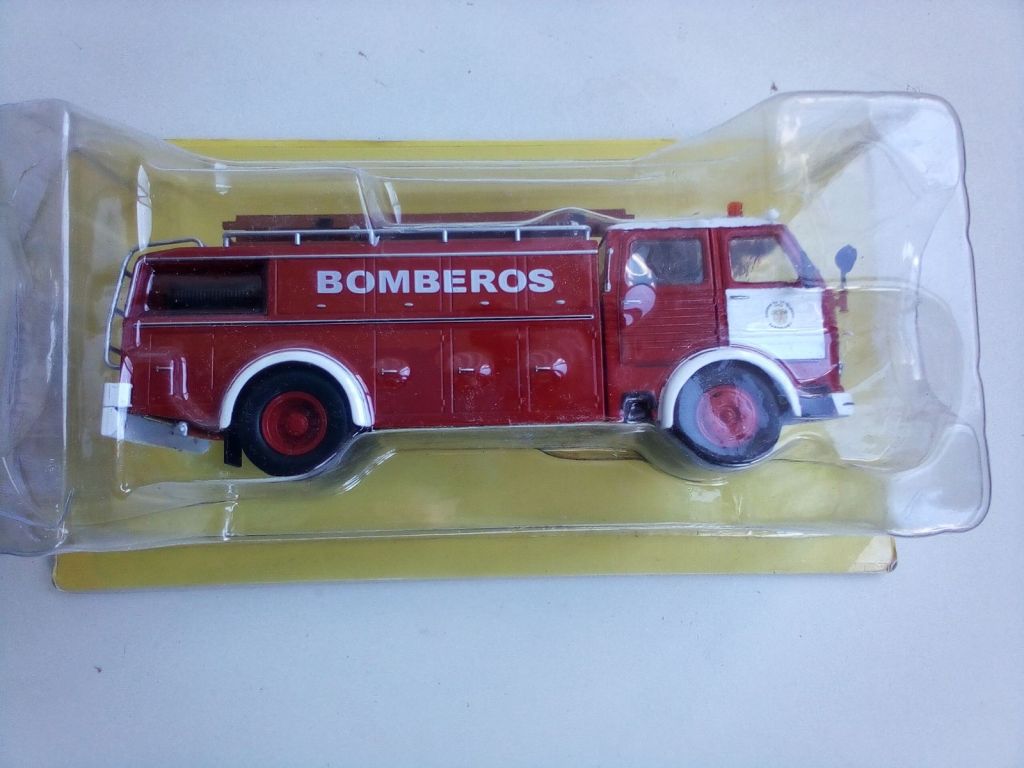 Pegaso Autopompe Comet 1091/1 Pompiers Barcelone 1:43 fire car - фото фото фото 0