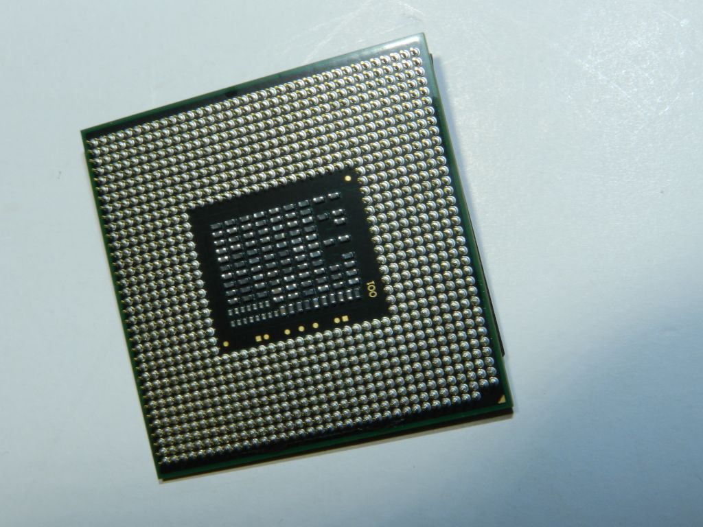 Процесор Intel Core i3-2348M   (SR0TD)  (3Mb/2.3GHz/35W Socket G2  (PGA988B)) - фото фото фото 1