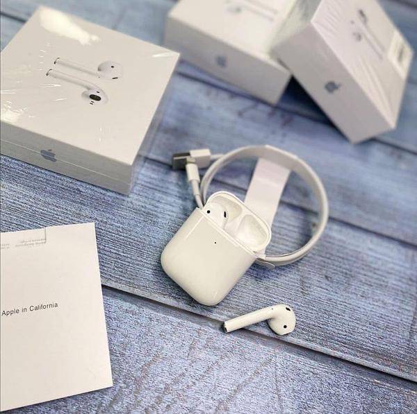 Беспроводные наушники для IPhone AirPods 2 люкс качества + Чехол в Подарок - фото фото фото 5