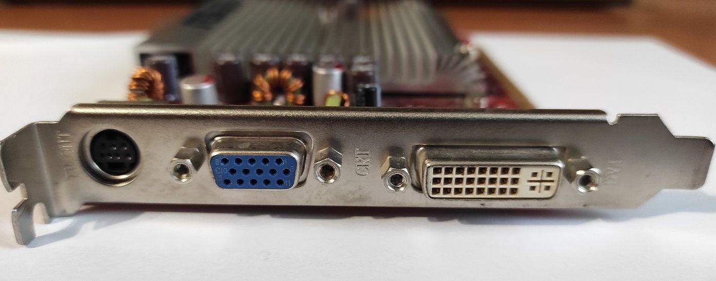 Видеокарта ASUS ATI Radeon HD 2400 PRO - фото фото фото 1