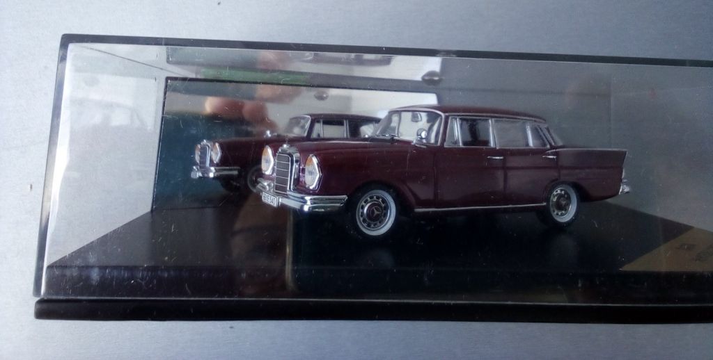VITESSE Mercedes 220SE 1959 Mittelrot 1/43 - фото фото фото 2