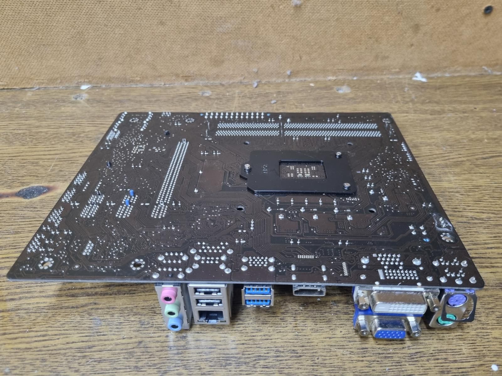 Asus H61M-Plus+ Intel i3-2120 - фото фото фото 7