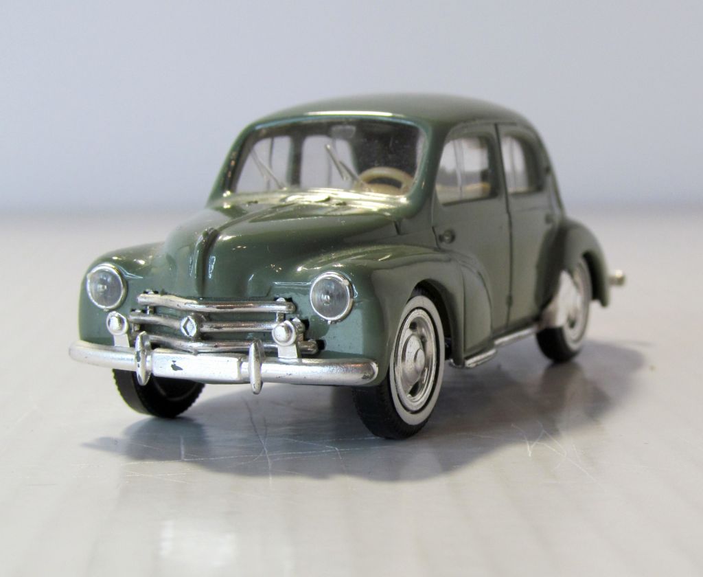 Renault 4 CV, Solido. Made in France. 1:43 . Рено 4 CV - фото фото фото 0