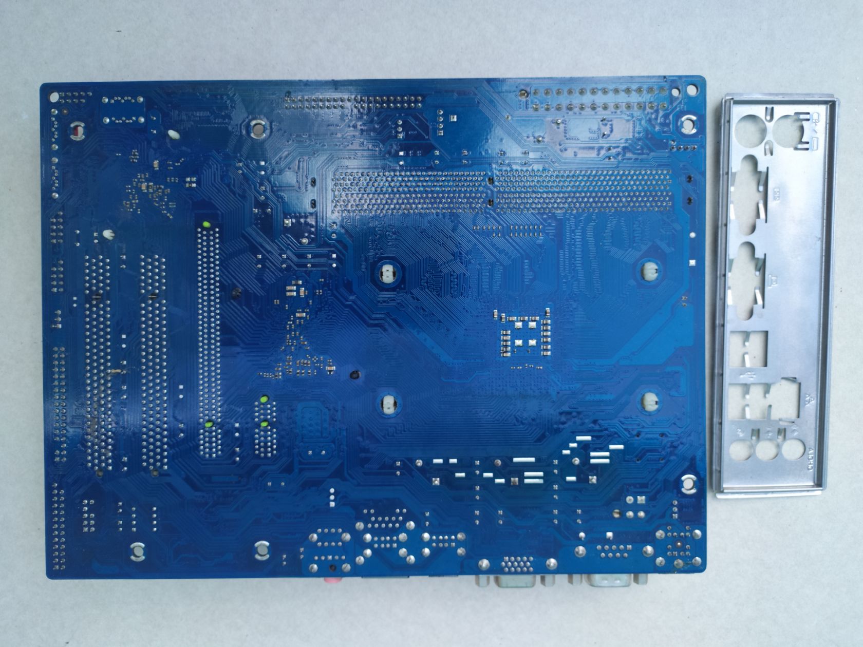 Материнська плата AsRock A780ML-S  (sAM2+, DDR2) опис - фото фото фото 1