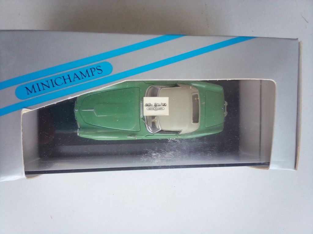 1/43 Minichamps BMW 507 Cabriolet Soft Top - фото фото фото 1