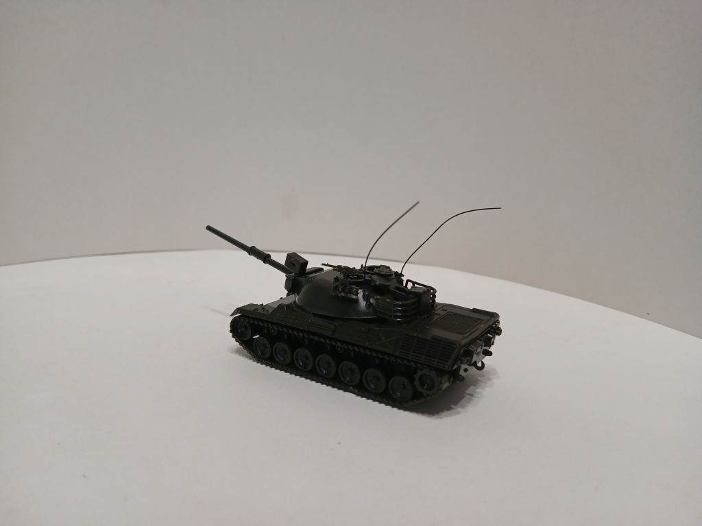 Бронетехніка. Танк  LEOPARD 1. ROCO 1:87 H0  (42007). - фото фото фото 2