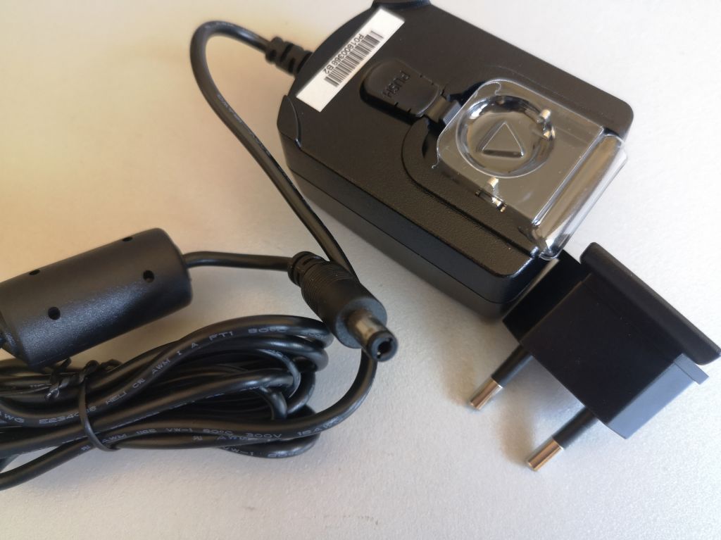Phihong    (PSA18R-120P) Switching Power Supply 12V/1.5A для Acer - фото фото фото 1