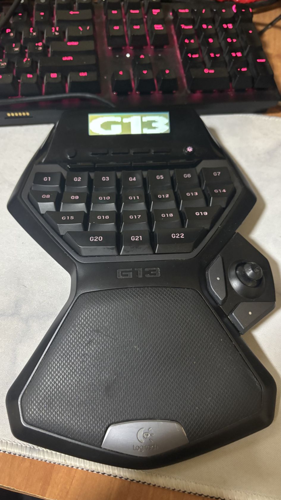 Додаткова, ігрова, одноручна клавіатура Logitech G13 - фото фото фото 3