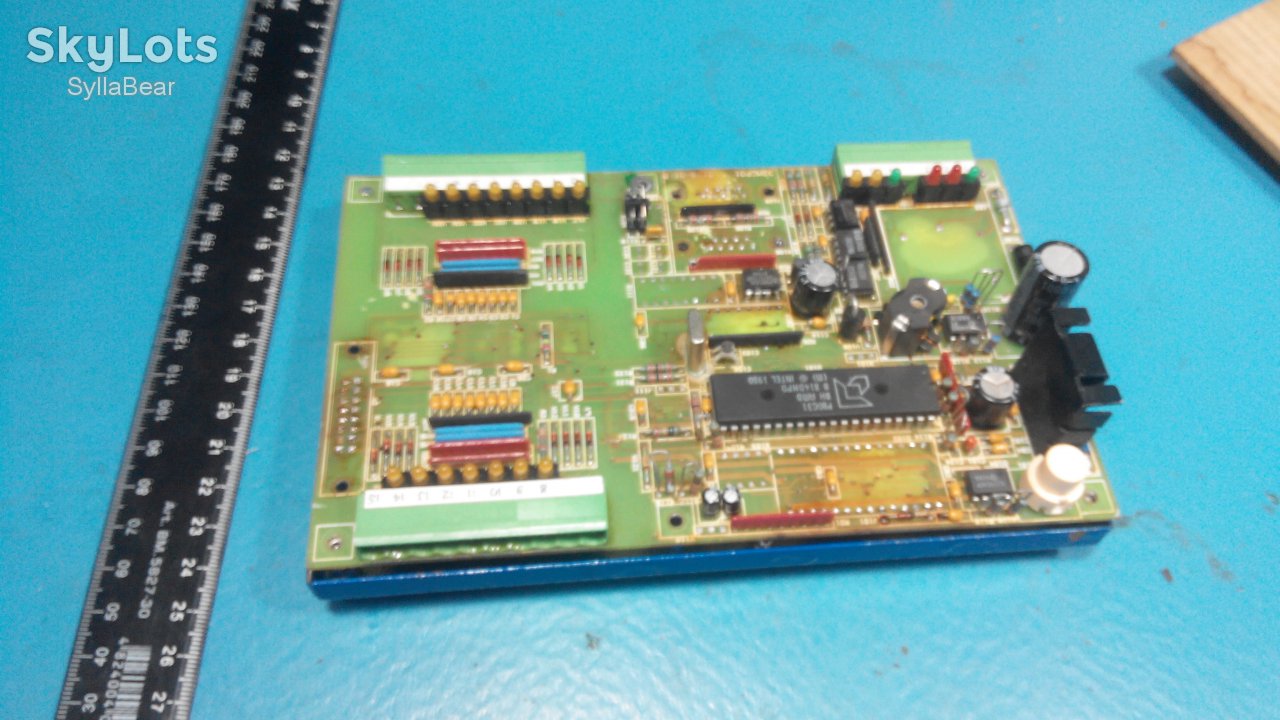 КОРПУС ДЛЯ ПЕЧАТНЫХ ПЛАТ ПОД ДИН РЕЙКУ - фото фото фото 3