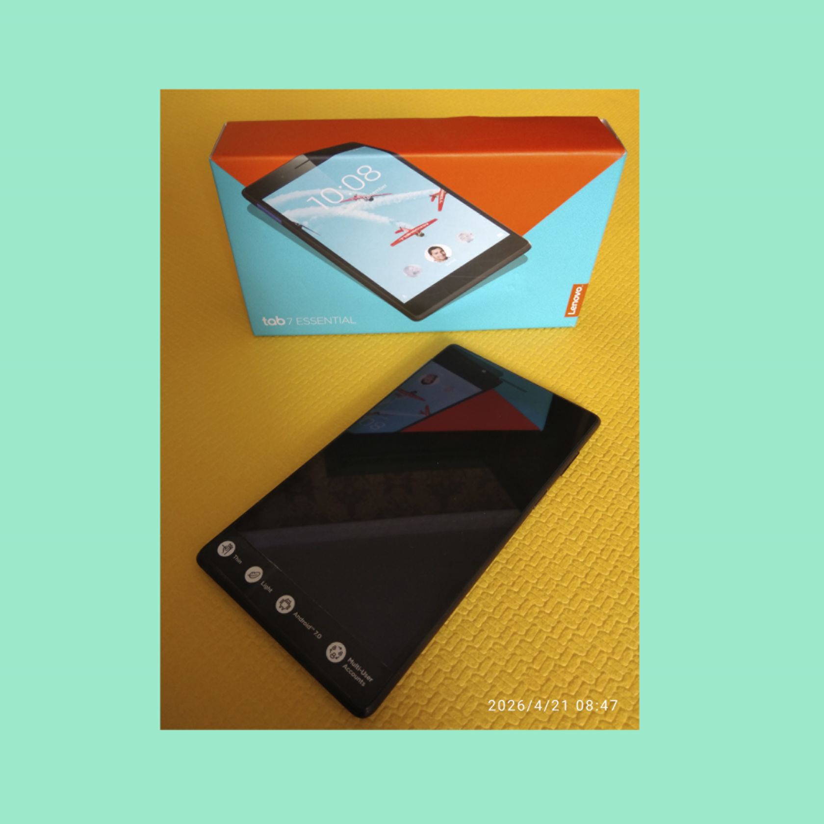 Планшет Lenovo TAB4 7" Essential TB-7304F + чохол - фото фото фото 0