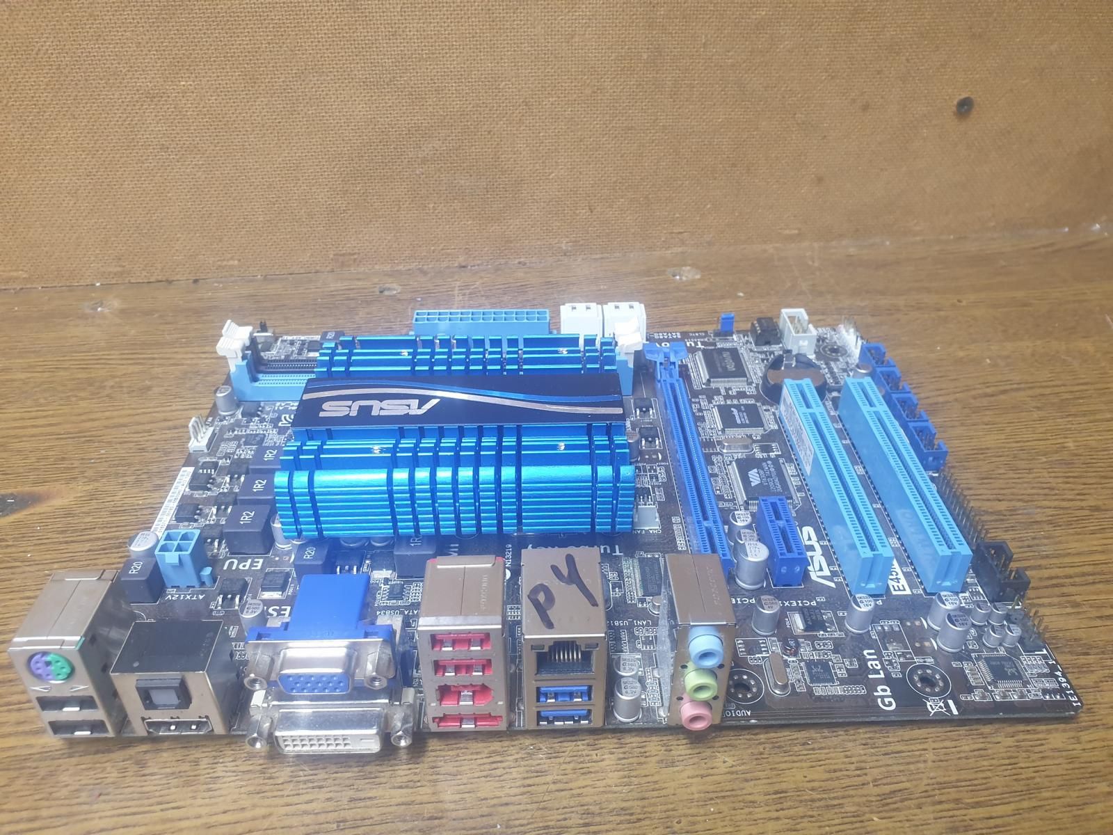 ASUS E45M1-M Pro + AMD E-450 + Охолодження  P4 - фото фото фото 0