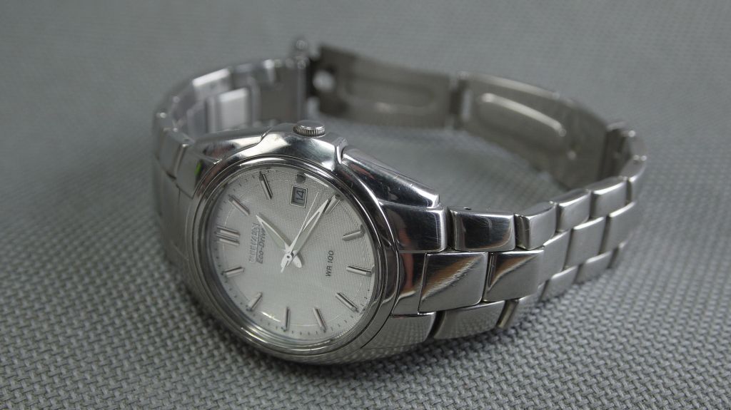 Годинник CITIZEN Eco-Drive 100м.цельнолитая нержавейка белый циферблат model: F810-S005345 HST Вживане - фото фото фото 2