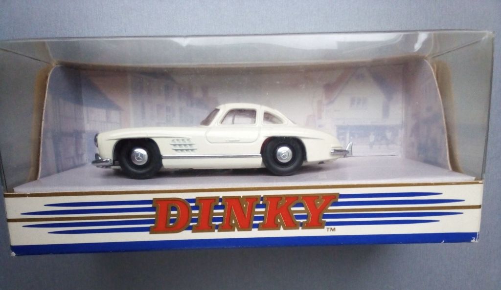 1/43 Matchbox Dinky Collection Mercedes Benz 300SL Gullwing 1955 - фото фото фото 0