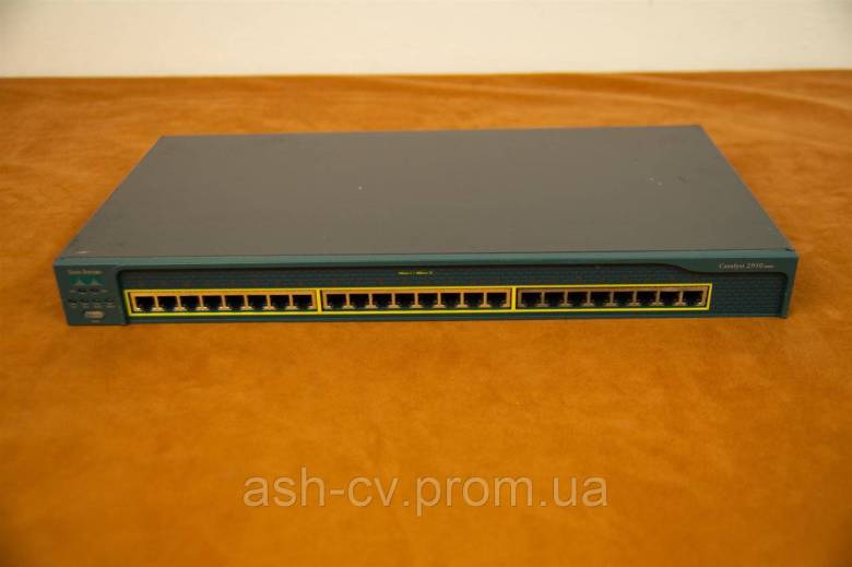 Комутатор Cisco Catalyst 2950 (WS-C2950-24) - фото фото фото 1