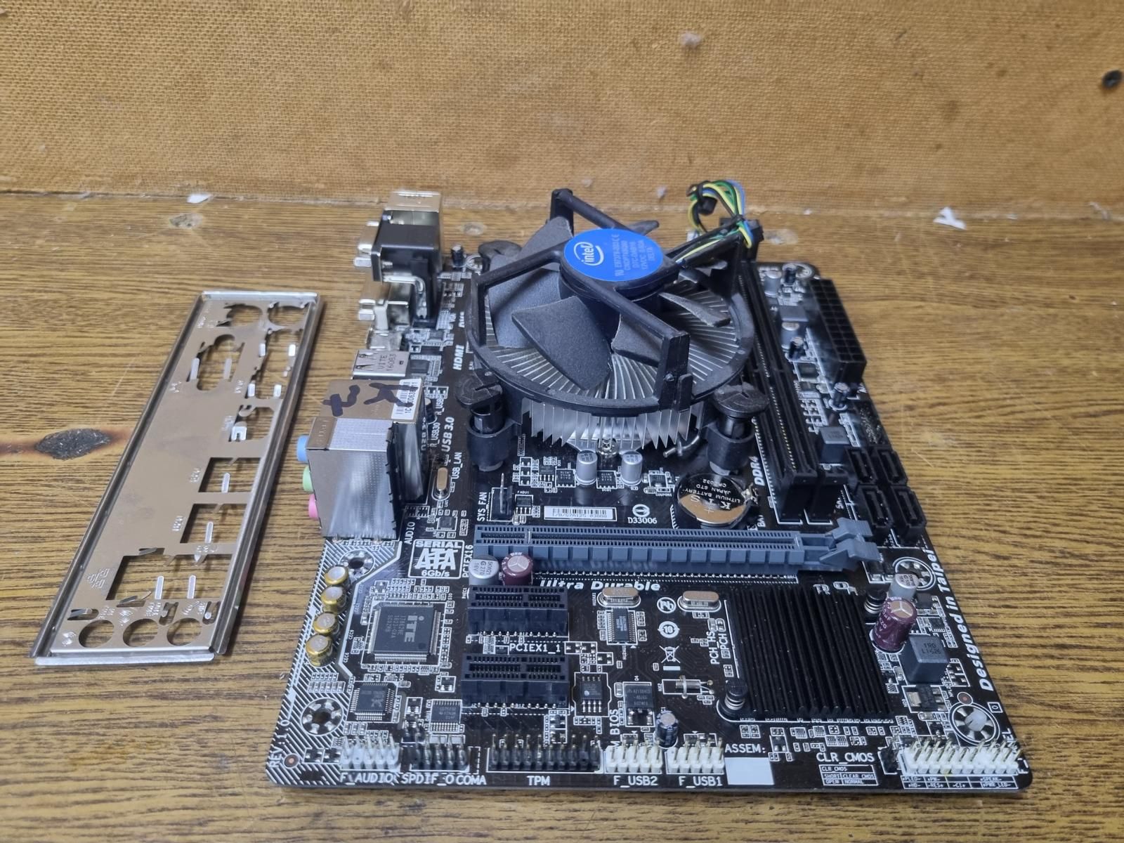 Gigabyte GA-H110M-S2H + Intel i5-6400  + Охолодження - фото фото фото 0