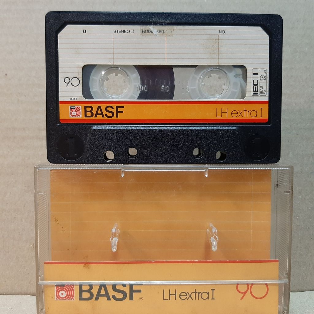 Кассета  BASF  б/у - фото фото фото 1