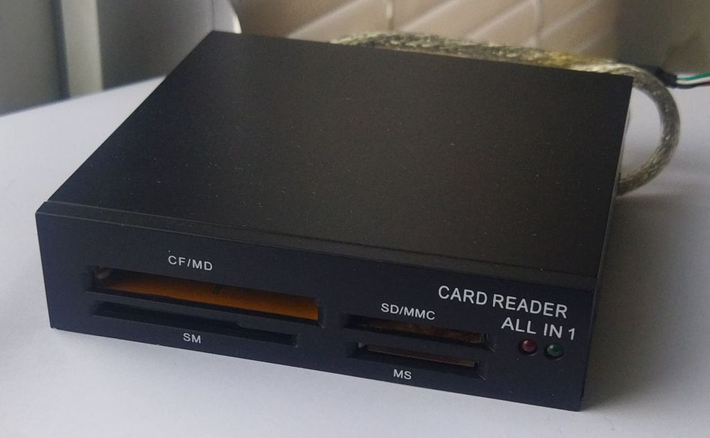 Card Reader Techsolo TCR all in one - фото фото фото 2