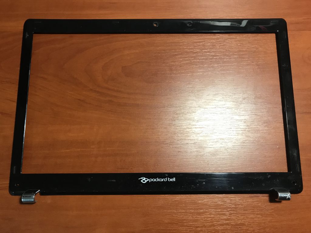 Packard Bell NEW95 Рамка матрицы - фото фото фото 0