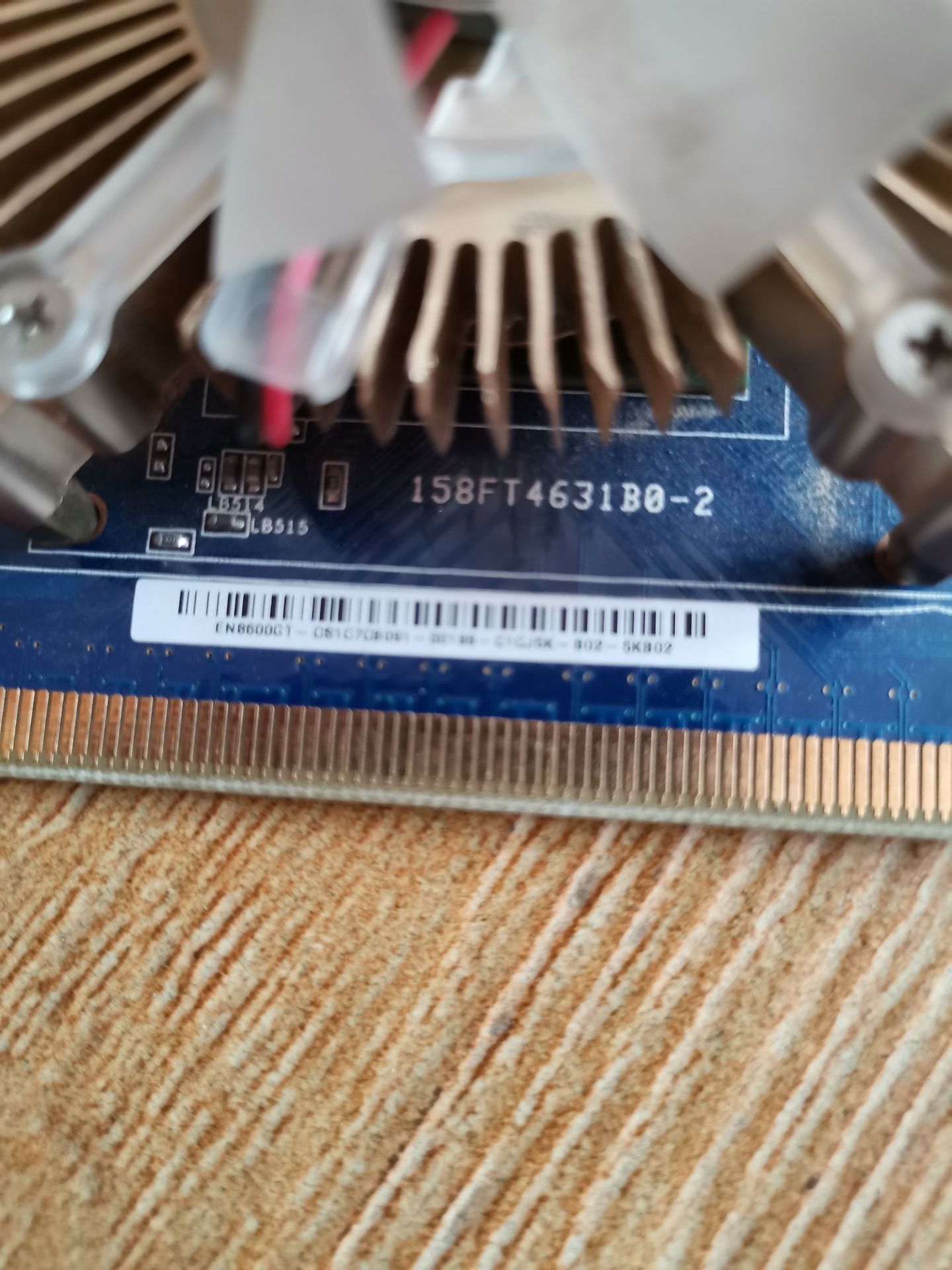 Видеокарта Asus EN8600GT/HTDP/256M/A - фото фото фото 4