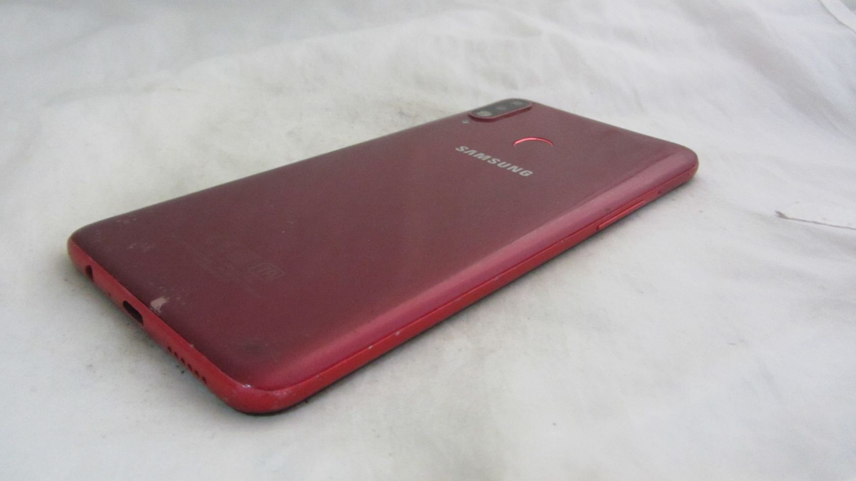 Samsung Galaxy A20s  (SM-A207F/DS) Red - фото фото фото 4