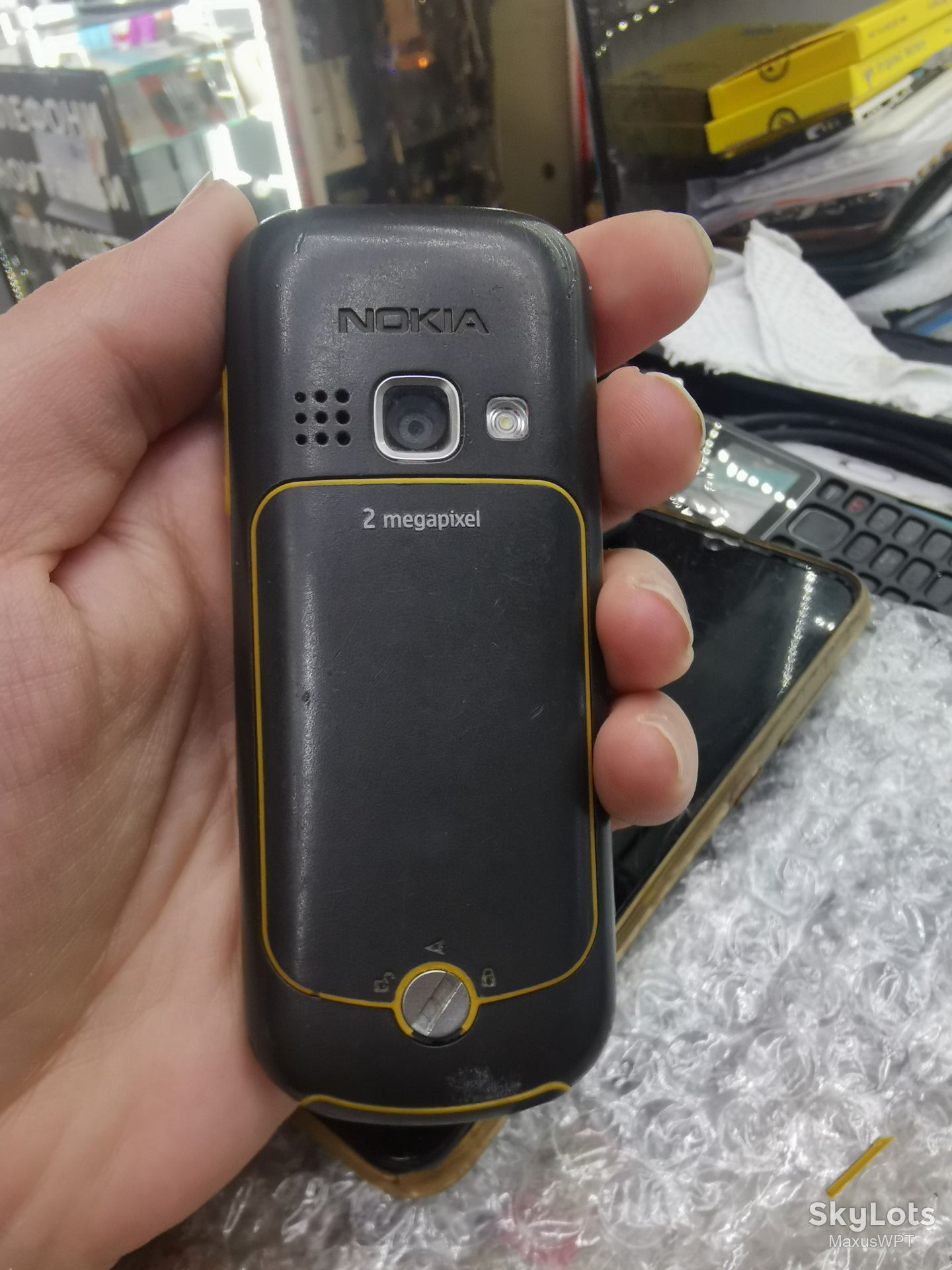 Nokia 3720c-2 3720c 3720 Yellow - фото фото фото 4