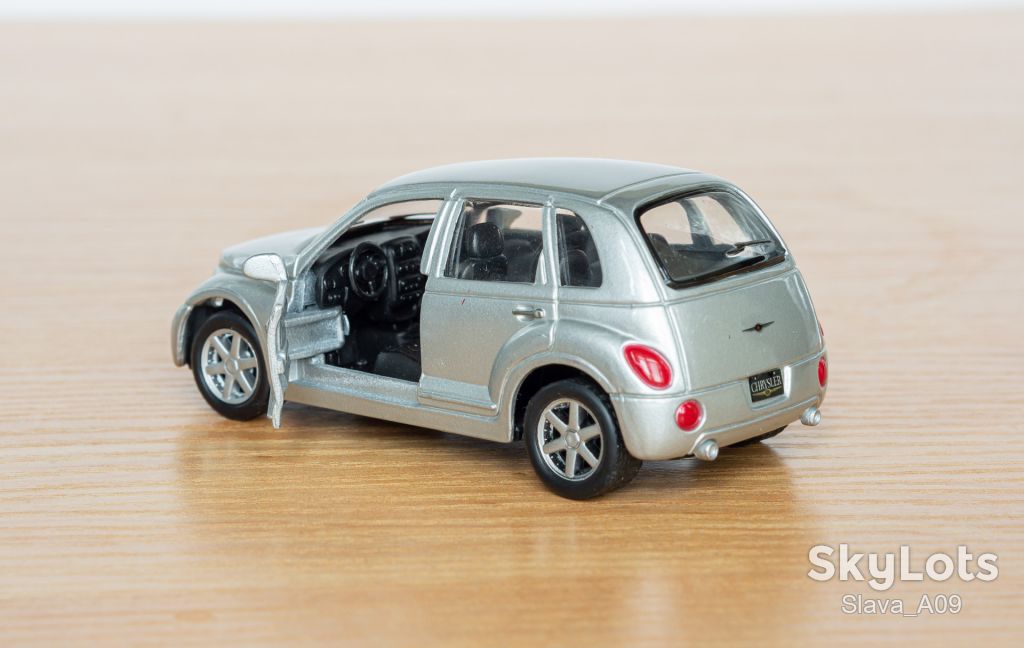 1:38 Chrysler PT Cruiser GT 2.4 Turbo silver, Maisto - фото фото фото 3