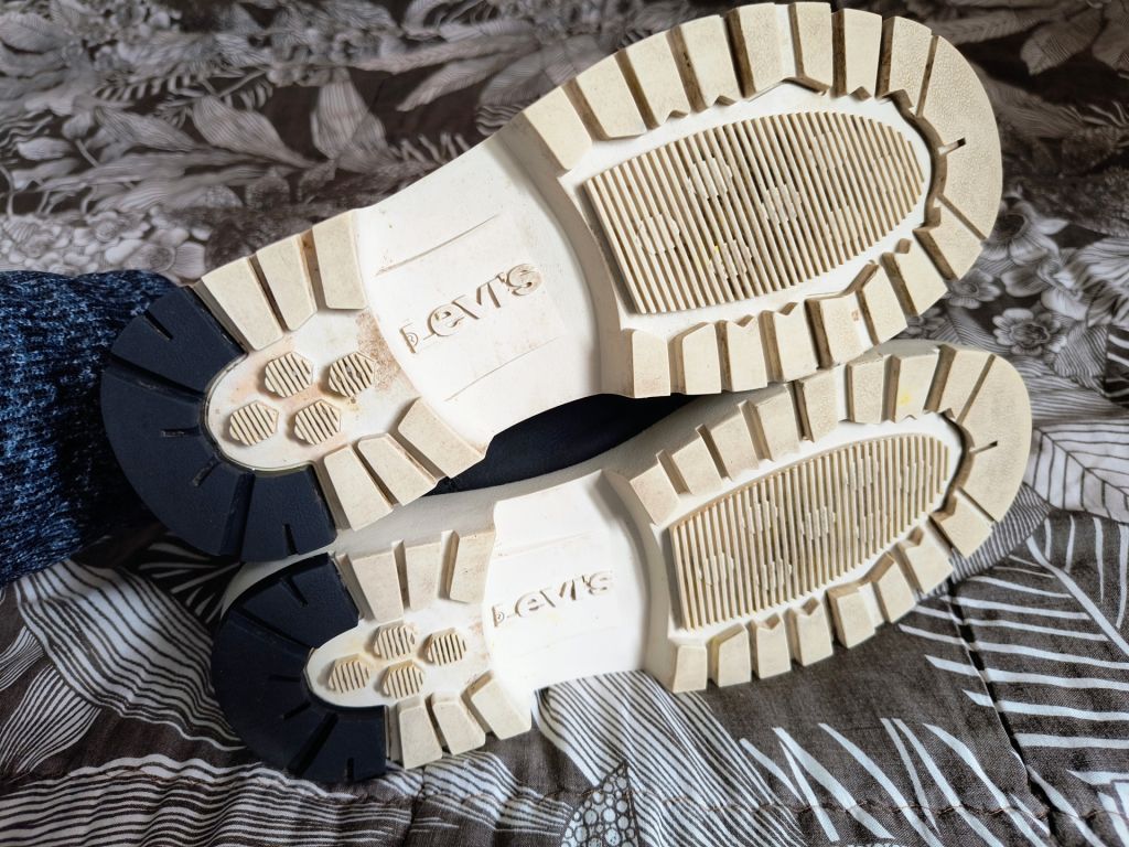 Черевики демисезон Levi's Solvi Ankle Boots - фото фото фото 6
