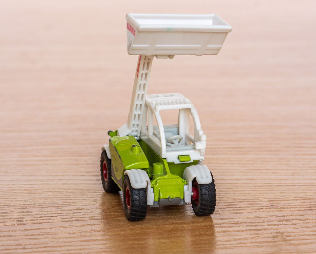 1:55 Claas Targo C50 Tractor, Siku 1074 - фото фото фото 4