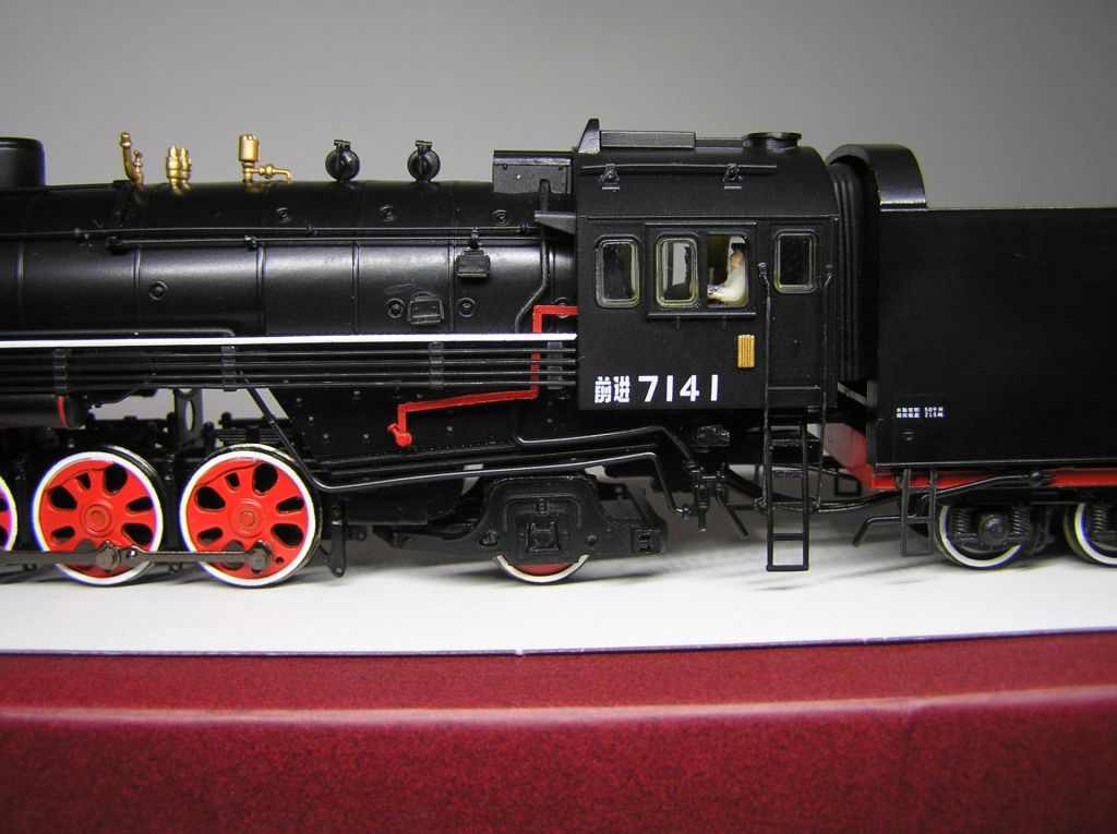 Bachmann CS 00103 QJ Steam Locomotive     (#7141)    H0 - фото фото фото 4