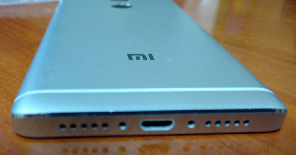 Крышка Xiaomi Redmi 4 Prime/Pro Silver ORIGINAL БУ - фото фото фото 2