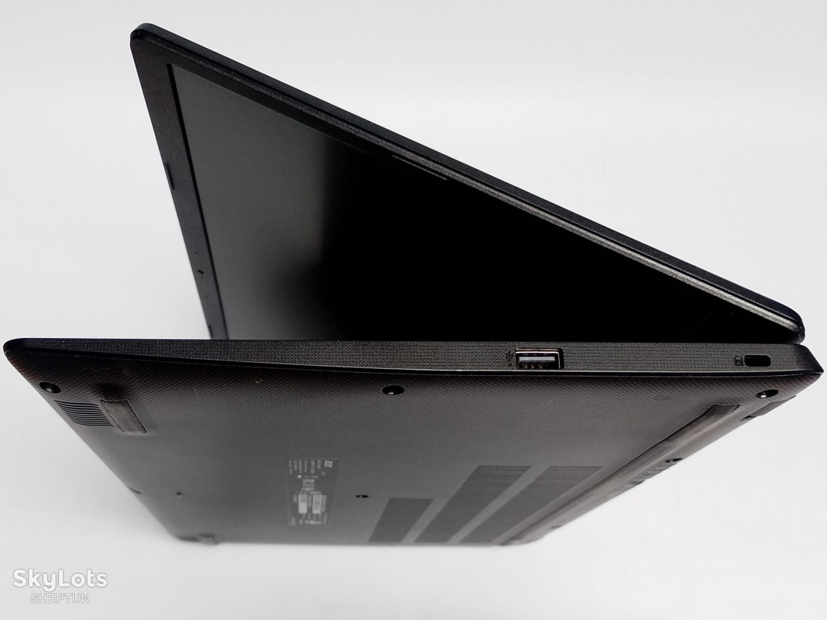 Ноутбук 15.6" Acer i5-10gen/4,2 ГГц/DDR4 8GB/NVMe SSD 128/АКБ ++ - фото фото фото 4
