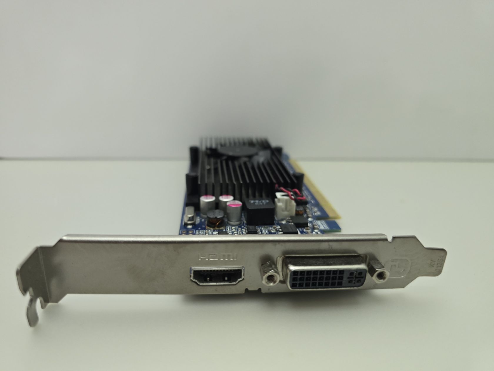 Відеокарта HP GeForce GT 520 1GB  (GDDR3,128 Bit,HDMI,PCI-Ex,Б/у) - фото фото фото 1