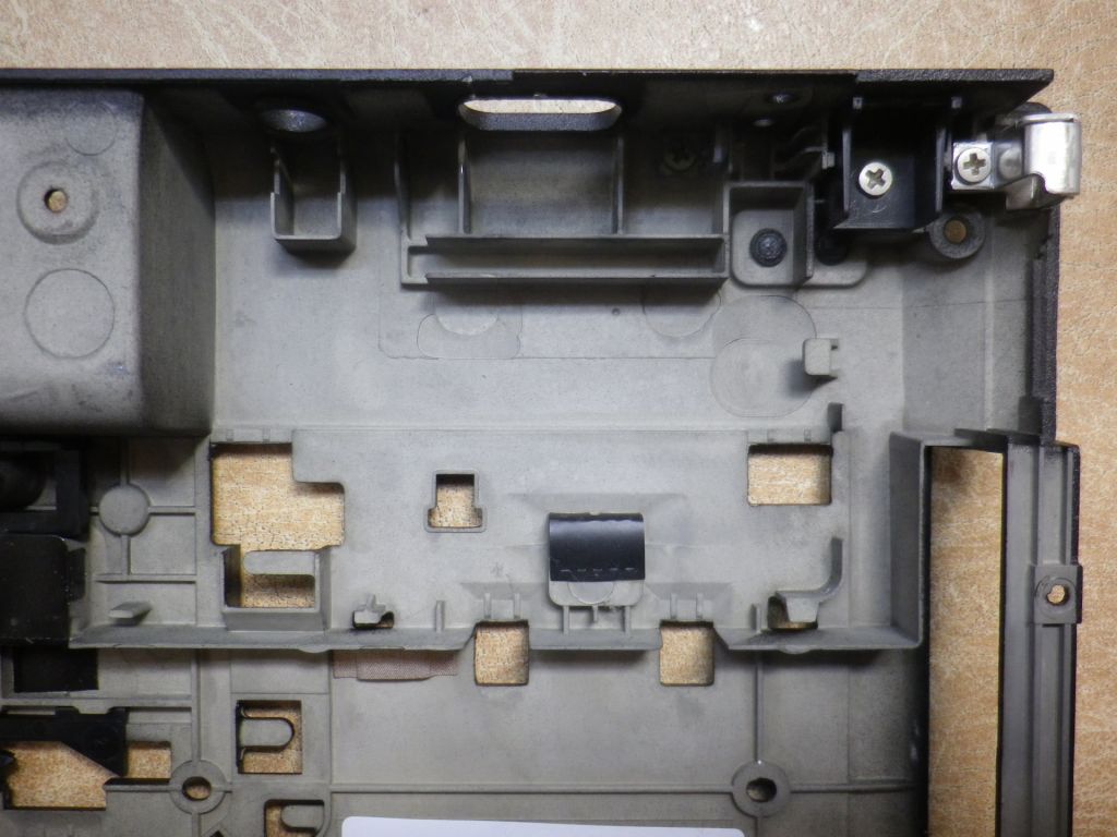 Б/У Корпус низ без сервісної кришки на HP EliteBook 8560p - фото фото фото 3