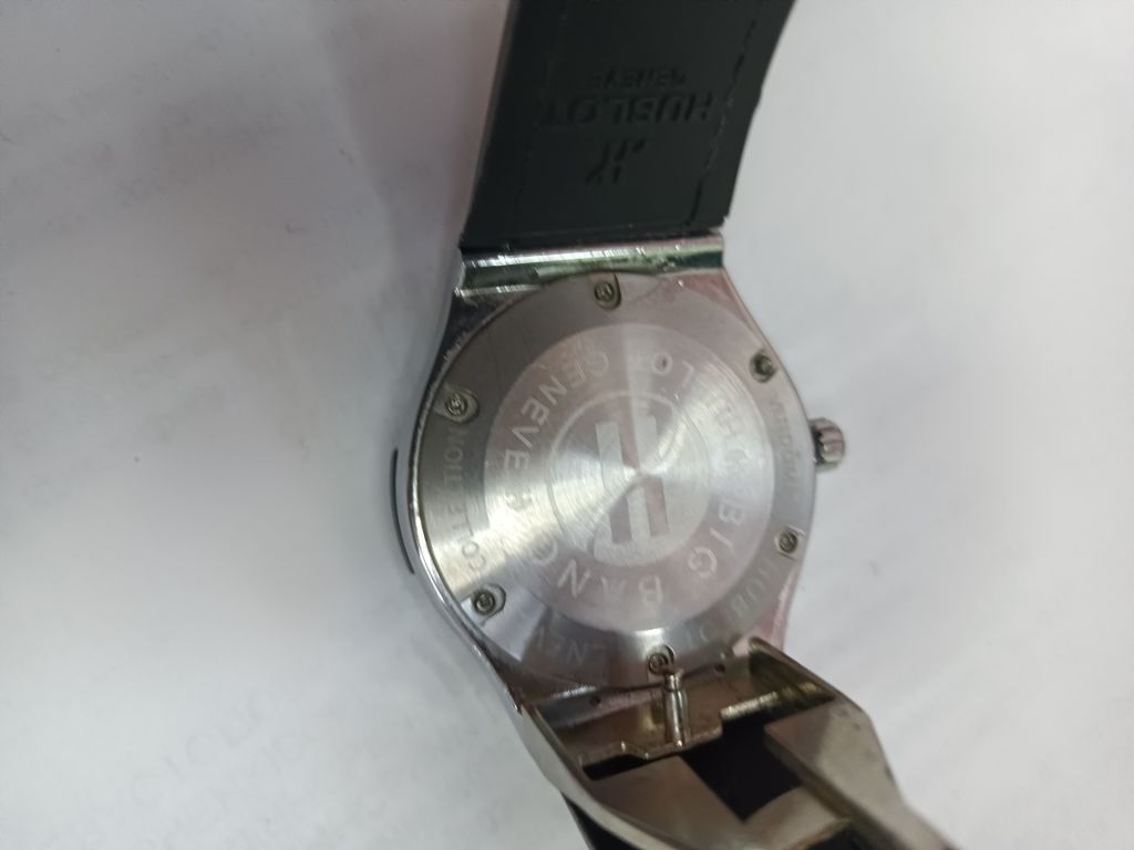 Годинник Hublot geneve , кварц, б/у - фото фото фото 6