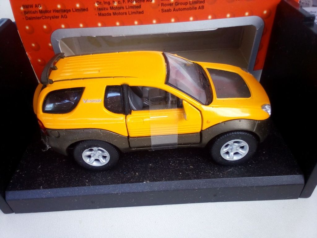 Isuzu VehiCross Cararama 1:43 Hongwell - фото фото фото 1