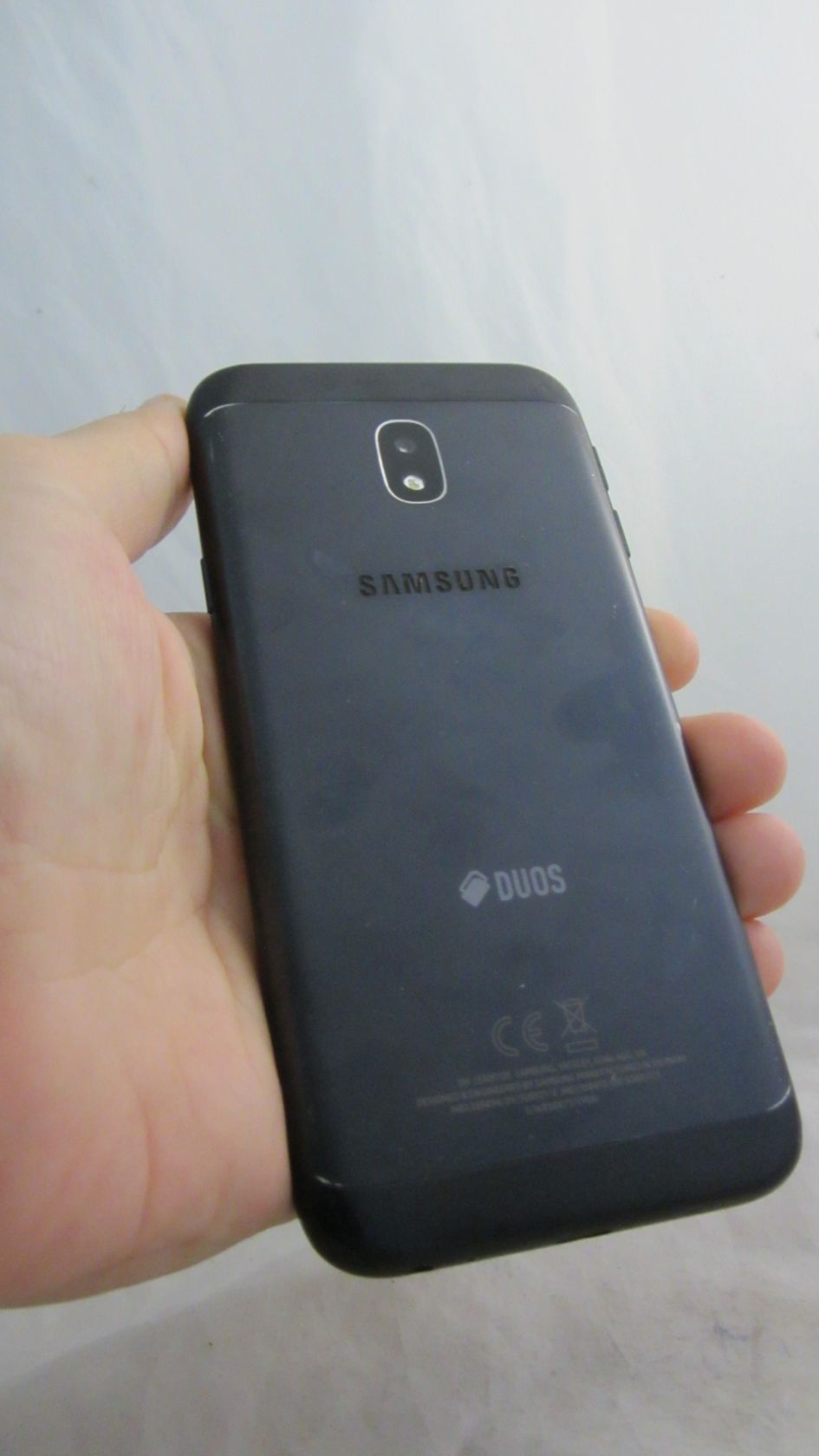 Samsung Galaxy J3 2017   (SM-J330F) Black - фото фото фото 4