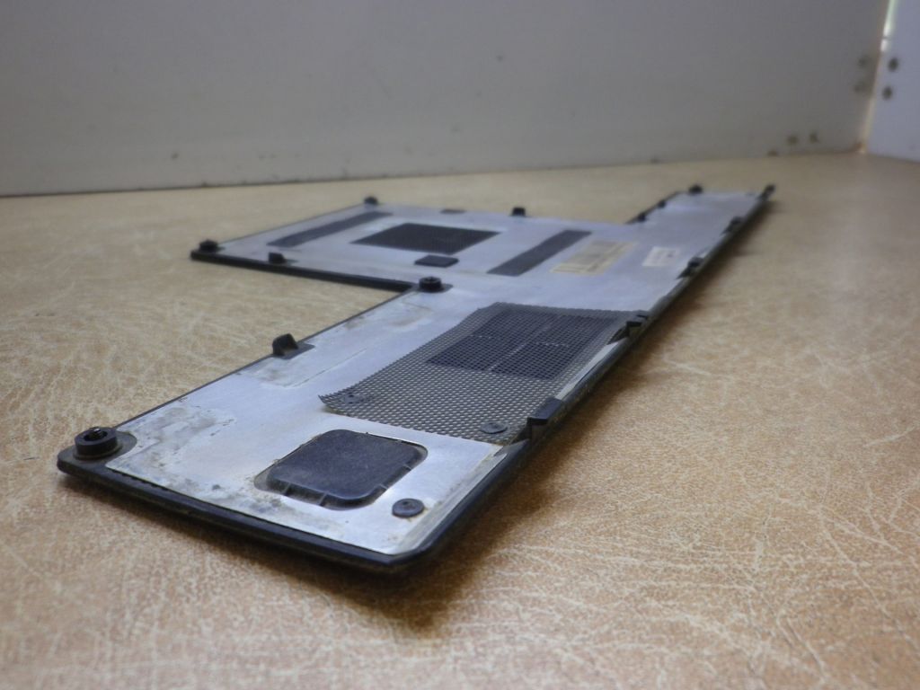 Б/У Сервісна кришка на LENOVO V570C - фото фото фото 2