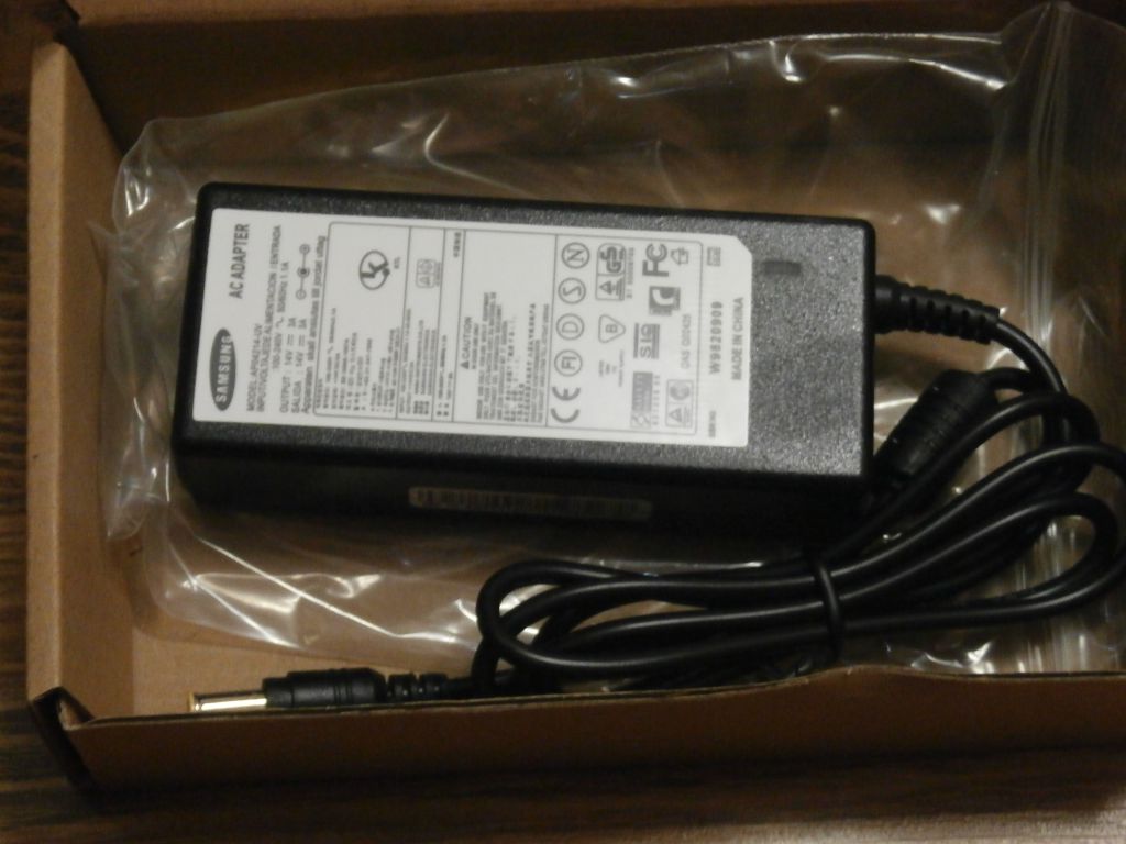 Блок питания для ноутбука Samsung 14v3a 6.5x4.4  Качество!!! - фото фото фото 3