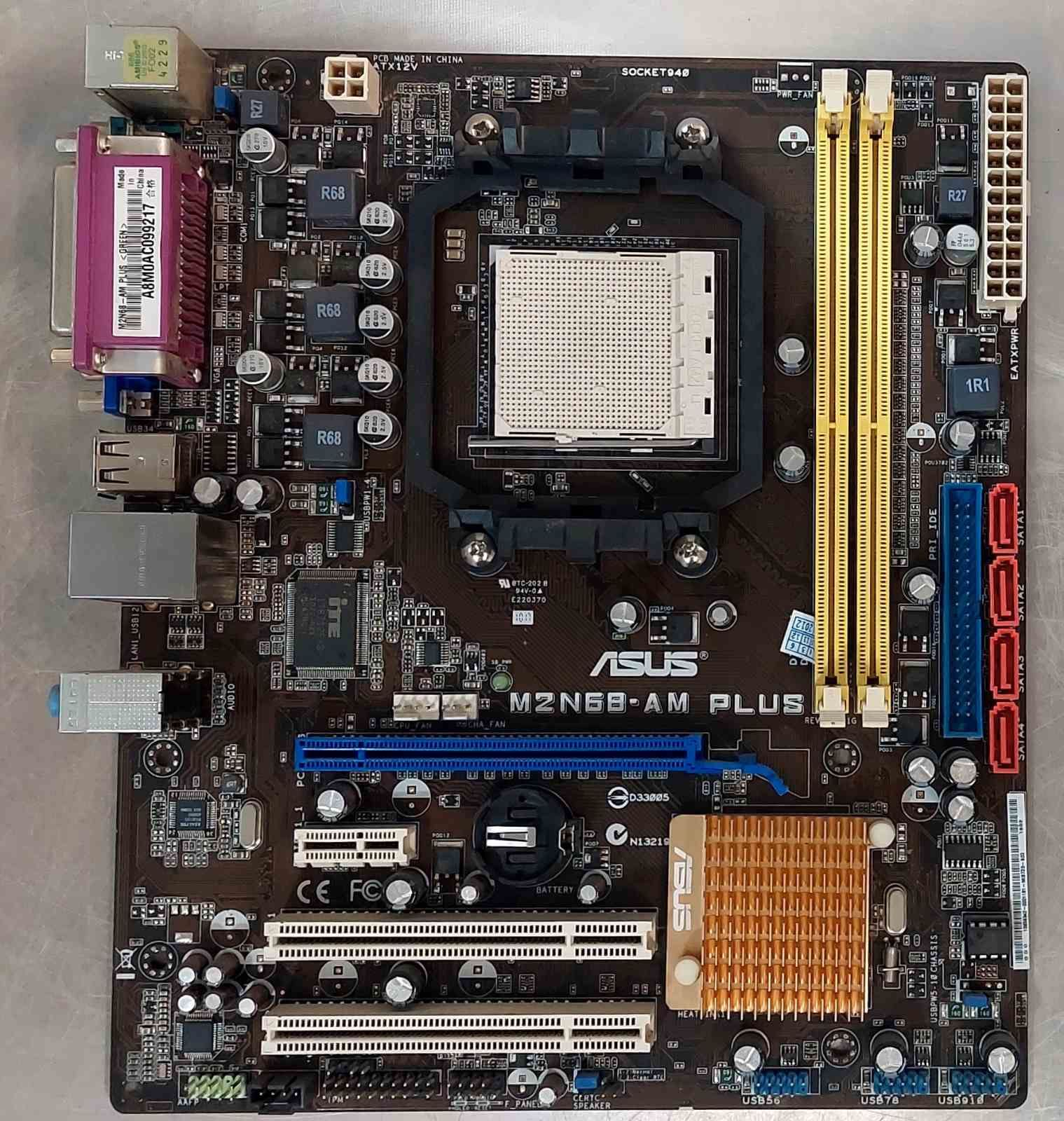 Материнська плата  Socket AM2+ Asus M2N68-AM Plus /MicroATX/2 x DDR2 б/в - фото фото фото 1