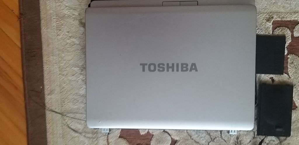 Ноутбук Toshiba L800, - фото фото фото 1