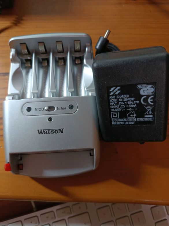 Зарядний пристрій для АА/ААА акумулятора Watson HZ9374 - фото фото фото 0