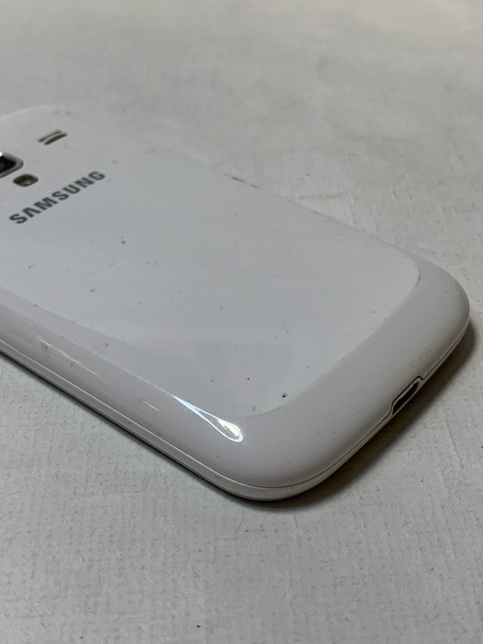 Samsung GT-i8160 Galaxy Ace 2 - фото фото фото 3